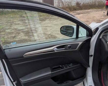 Белый Форд Фьюжн, объемом двигателя 1.5 л и пробегом 135 тыс. км за 8500 $, фото 18 на Automoto.ua