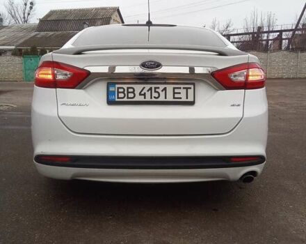 Білий Форд Фьюжен, об'ємом двигуна 2.5 л та пробігом 230 тис. км за 10300 $, фото 7 на Automoto.ua