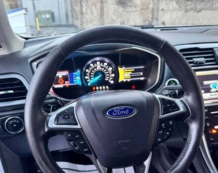 Білий Форд Фьюжен, об'ємом двигуна 2 л та пробігом 123 тис. км за 8000 $, фото 5 на Automoto.ua