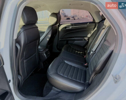 Белый Форд Фьюжн, объемом двигателя 2 л и пробегом 164 тыс. км за 13500 $, фото 16 на Automoto.ua