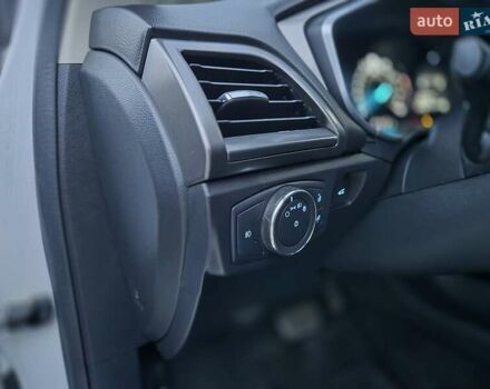 Белый Форд Фьюжн, объемом двигателя 2.49 л и пробегом 204 тыс. км за 12999 $, фото 19 на Automoto.ua