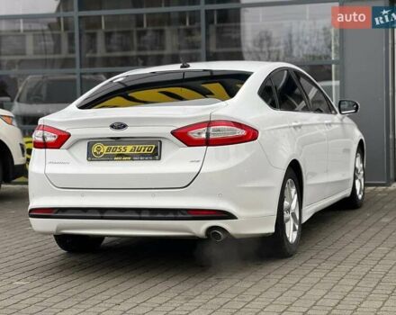 Білий Форд Фьюжен, об'ємом двигуна 2.49 л та пробігом 151 тис. км за 11200 $, фото 6 на Automoto.ua