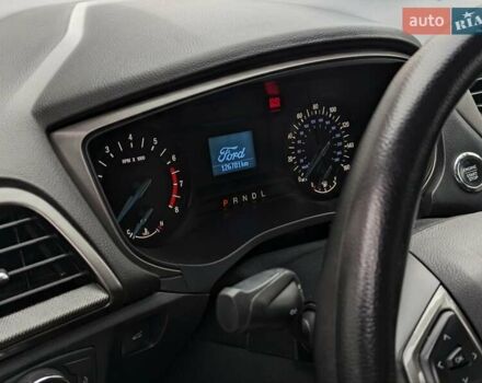 Белый Форд Фьюжн, объемом двигателя 2.5 л и пробегом 127 тыс. км за 10500 $, фото 14 на Automoto.ua