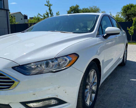 Білий Форд Фьюжен, об'ємом двигуна 1.5 л та пробігом 136 тис. км за 8000 $, фото 6 на Automoto.ua