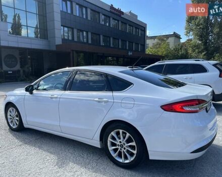 Форд Фьюжн 2016 в Полтаве на Automoto.ua Белый Форд Фьюжн, объемом двигателя 2.49 л и пробегом 153 тыс. км за 11200 $, фото 4 на Automoto.ua