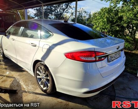 Форд Фьюжн 2016 в Киеве на Automoto.ua Белый Форд Фьюжн, объемом двигателя 2 л и пробегом 172 тыс. км за 13200 $, фото 4 на Automoto.ua