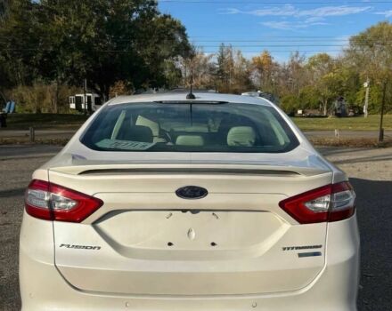 Белый Форд Фьюжн, объемом двигателя 2 л и пробегом 71 тыс. км за 4400 $, фото 2 на Automoto.ua