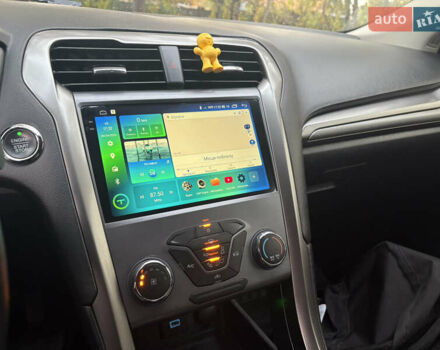 Белый Форд Фьюжн, объемом двигателя 2.49 л и пробегом 190 тыс. км за 11200 $, фото 9 на Automoto.ua