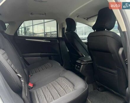 Білий Форд Фьюжен, об'ємом двигуна 2.5 л та пробігом 151 тис. км за 11200 $, фото 23 на Automoto.ua