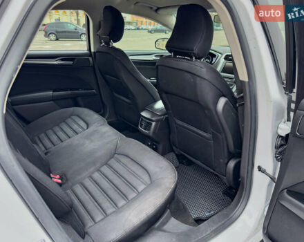 Белый Форд Фьюжн, объемом двигателя 2 л и пробегом 194 тыс. км за 13500 $, фото 26 на Automoto.ua