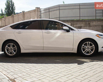 Білий Форд Фьюжен, об'ємом двигуна 2.5 л та пробігом 159 тис. км за 11300 $, фото 9 на Automoto.ua