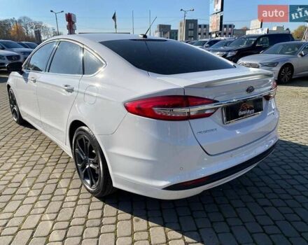 Білий Форд Фьюжен, об'ємом двигуна 1.5 л та пробігом 14 тис. км за 13600 $, фото 4 на Automoto.ua