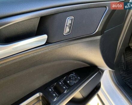 Білий Форд Фьюжен, об'ємом двигуна 1.5 л та пробігом 14 тис. км за 13600 $, фото 10 на Automoto.ua