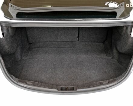 Белый Форд Фьюжн, объемом двигателя 2.5 л и пробегом 158 тыс. км за 9500 $, фото 8 на Automoto.ua