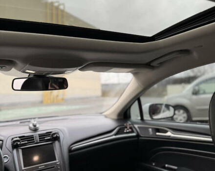 Білий Форд Фьюжен, об'ємом двигуна 2 л та пробігом 187 тис. км за 15000 $, фото 16 на Automoto.ua