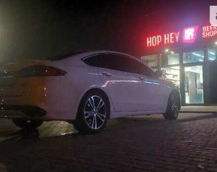 Білий Форд Фьюжен, об'ємом двигуна 2 л та пробігом 113 тис. км за 13700 $, фото 4 на Automoto.ua