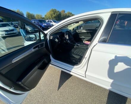 Білий Форд Фьюжен, об'ємом двигуна 2.5 л та пробігом 233 тис. км за 9999 $, фото 3 на Automoto.ua