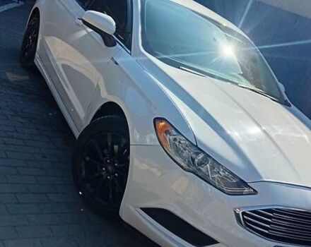 Білий Форд Фьюжен, об'ємом двигуна 1.5 л та пробігом 70 тис. км за 14000 $, фото 6 на Automoto.ua