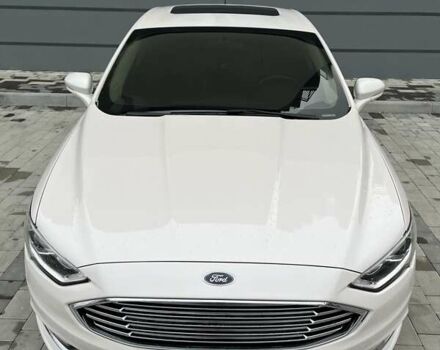 Белый Форд Фьюжн, объемом двигателя 2 л и пробегом 133 тыс. км за 15000 $, фото 2 на Automoto.ua