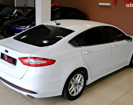 Белый Форд Фьюжн, объемом двигателя 2.5 л и пробегом 158 тыс. км за 9500 $, фото 4 на Automoto.ua