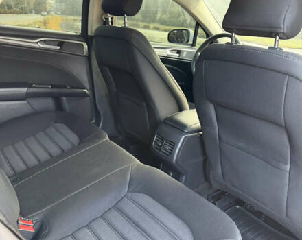 Білий Форд Фьюжен, об'ємом двигуна 2 л та пробігом 175 тис. км за 12500 $, фото 31 на Automoto.ua