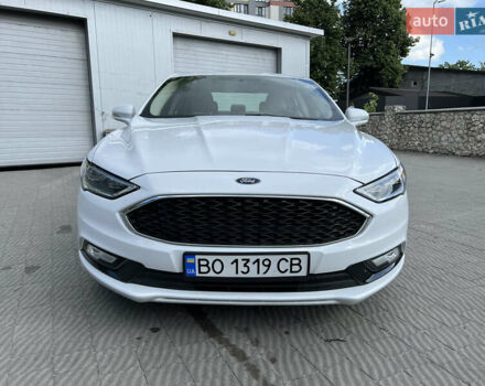 Білий Форд Фьюжен, об'ємом двигуна 2 л та пробігом 183 тис. км за 14500 $, фото 1 на Automoto.ua