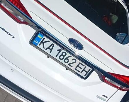 Білий Форд Фьюжен, об'ємом двигуна 1.5 л та пробігом 70 тис. км за 14000 $, фото 17 на Automoto.ua