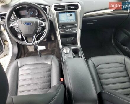 Белый Форд Фьюжн, объемом двигателя 0 л и пробегом 88 тыс. км за 1700 $, фото 7 на Automoto.ua