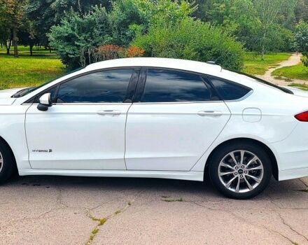 Белый Форд Фьюжн, объемом двигателя 2 л и пробегом 120 тыс. км за 14000 $, фото 6 на Automoto.ua