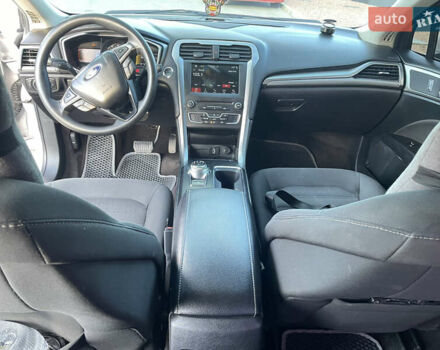 Белый Форд Фьюжн, объемом двигателя 2.49 л и пробегом 170 тыс. км за 11300 $, фото 11 на Automoto.ua