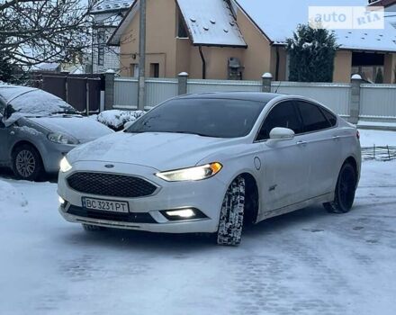 Белый Форд Фьюжн, объемом двигателя 2 л и пробегом 230 тыс. км за 14500 $, фото 8 на Automoto.ua