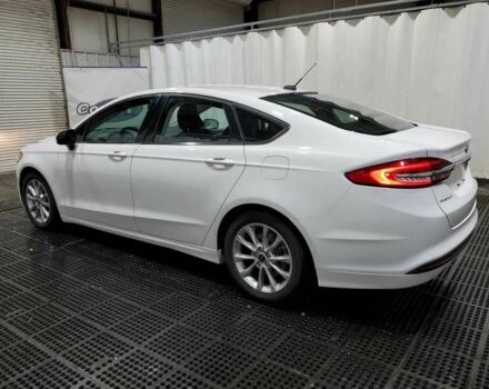 Белый Форд Фьюжн, объемом двигателя 2.5 л и пробегом 104 тыс. км за 950 $, фото 1 на Automoto.ua