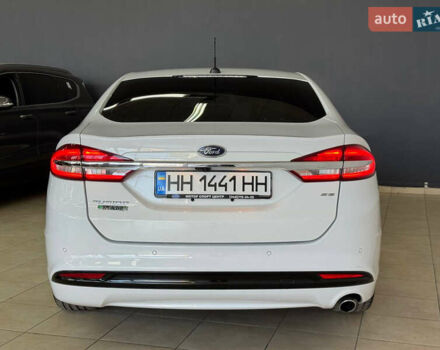 Белый Форд Фьюжн, объемом двигателя 2 л и пробегом 160 тыс. км за 16900 $, фото 5 на Automoto.ua