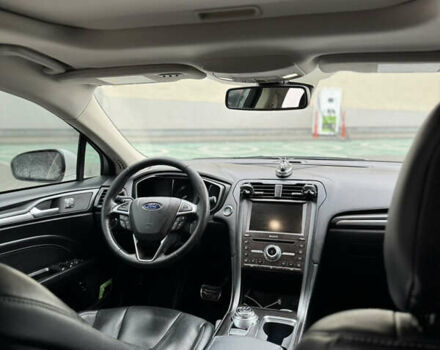 Білий Форд Фьюжен, об'ємом двигуна 2 л та пробігом 187 тис. км за 15000 $, фото 18 на Automoto.ua