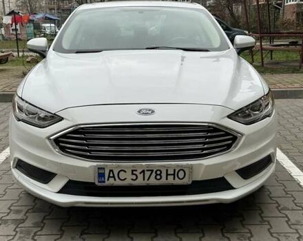 Белый Форд Фьюжн, объемом двигателя 2 л и пробегом 142 тыс. км за 14000 $, фото 4 на Automoto.ua