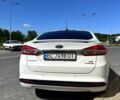 Білий Форд Фьюжен, об'ємом двигуна 2 л та пробігом 196 тис. км за 12500 $, фото 3 на Automoto.ua