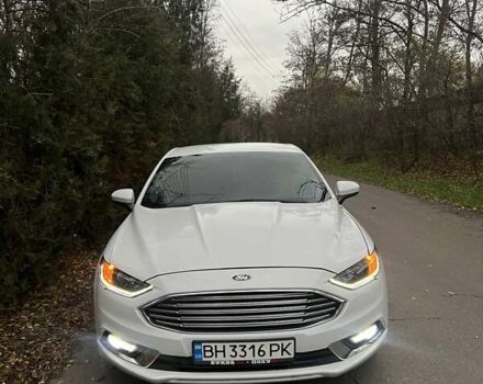 Белый Форд Фьюжн, объемом двигателя 2.5 л и пробегом 98 тыс. км за 10600 $, фото 3 на Automoto.ua