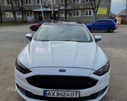 Белый Форд Фьюжн, объемом двигателя 2 л и пробегом 130 тыс. км за 18600 $, фото 3 на Automoto.ua