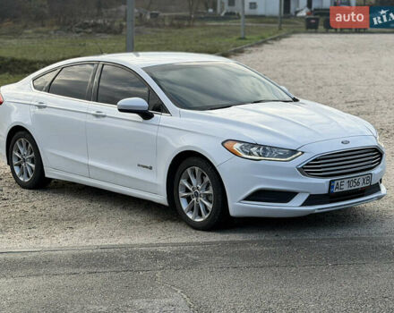 Білий Форд Фьюжен, об'ємом двигуна 2 л та пробігом 175 тис. км за 12500 $, фото 8 на Automoto.ua