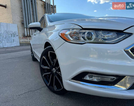 Білий Форд Фьюжен, об'ємом двигуна 2.5 л та пробігом 109 тис. км за 13200 $, фото 11 на Automoto.ua