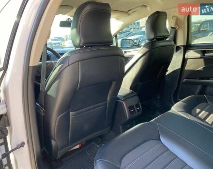 Білий Форд Фьюжен, об'ємом двигуна 1.5 л та пробігом 14 тис. км за 13600 $, фото 20 на Automoto.ua