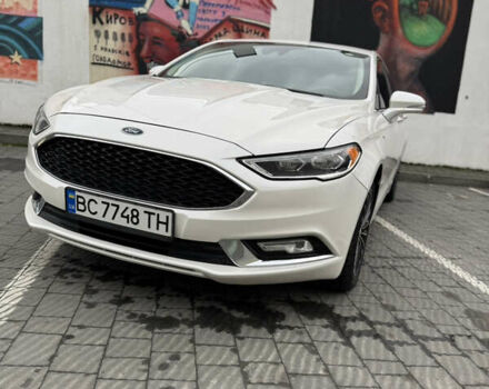 Білий Форд Фьюжен, об'ємом двигуна 2 л та пробігом 187 тис. км за 15000 $, фото 6 на Automoto.ua