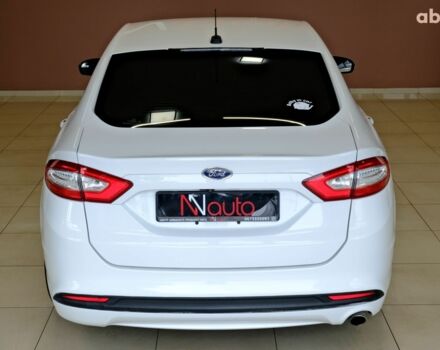 Белый Форд Фьюжн, объемом двигателя 2.5 л и пробегом 158 тыс. км за 9500 $, фото 5 на Automoto.ua