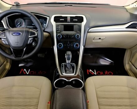 Белый Форд Фьюжн, объемом двигателя 2.5 л и пробегом 158 тыс. км за 9500 $, фото 6 на Automoto.ua