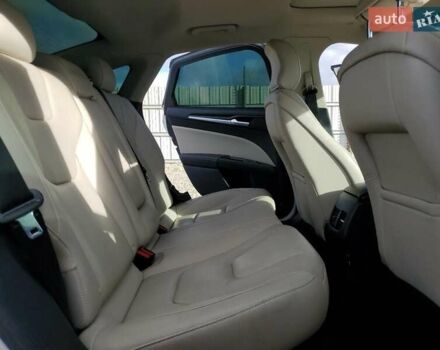 Форд Фьюжн 2017 в Полтаве на Automoto.ua Белый Форд Фьюжн, объемом двигателя 2 л и пробегом 165 тыс. км за 2200 $, фото 9 на Automoto.ua