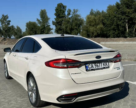 Білий Форд Фьюжен, об'ємом двигуна 2 л та пробігом 139 тис. км за 14000 $, фото 4 на Automoto.ua