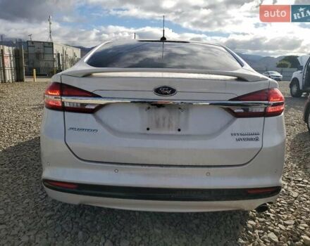 Форд Фьюжн 2017 в Полтаве на Automoto.ua Белый Форд Фьюжн, объемом двигателя 2 л и пробегом 165 тыс. км за 2200 $, фото 5 на Automoto.ua