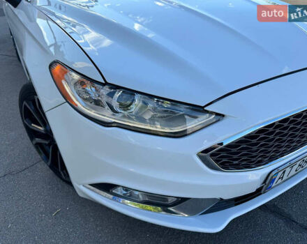 Білий Форд Фьюжен, об'ємом двигуна 2.5 л та пробігом 109 тис. км за 13200 $, фото 14 на Automoto.ua