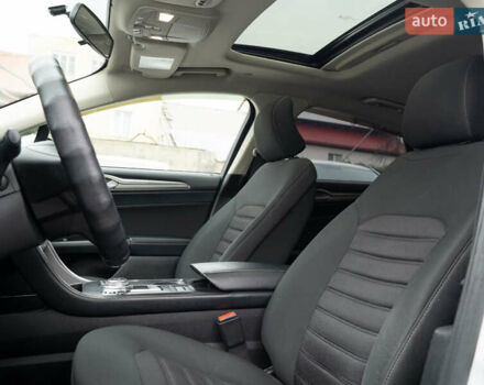 Белый Форд Фьюжн, объемом двигателя 2 л и пробегом 176 тыс. км за 13900 $, фото 18 на Automoto.ua