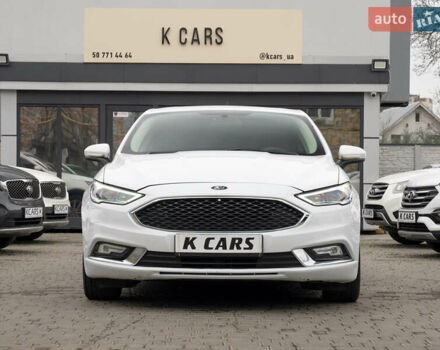 Белый Форд Фьюжн, объемом двигателя 2 л и пробегом 176 тыс. км за 13900 $, фото 2 на Automoto.ua